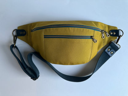 Tarah Fanny Pack | Size 4