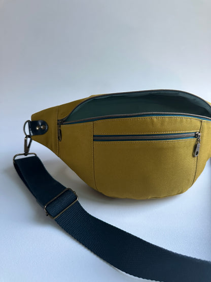 Tarah Fanny Pack | Size 4