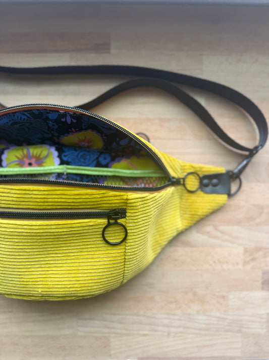 Tarah Fanny Pack | Size 4